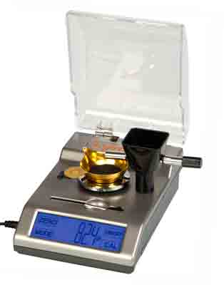 LYMAN ACCU-TOUCH 2000 ELECTRONIC SCALE