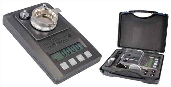 FRANKFORD ARSENAL PLATINUM PRECISION POWDER SCALE & CASE