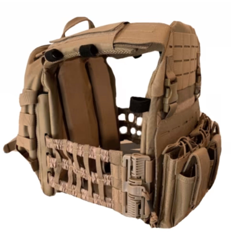 GUARD DOG BODY ARMOR CERBERUS PLATE CARRIER FDE ADJUSTABLE WITH MULTIPLE POUCHES