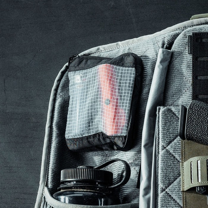 FADE VIEW POUCH 810140332318